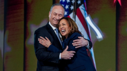 En el camino para vencer a Trump en EE.UU., Harris busca acabar con la masculinidad tóxica