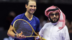 Arabia Saudita sorprende a Rafael Nadal con raqueta de oro