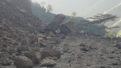 Hay cierre en la vía hacia el oriente de Caldas por caída de rocas en Llanadas