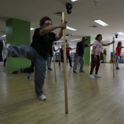 Envejecer aceptando la realidad: gimnasios para los adultos mayores en Confa