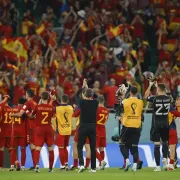 España deslumbra en el mejor de sus estrenos en un Mundial 