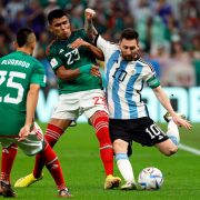 Messi destraba el lío argentino y Francia rompe la maldición del campeón