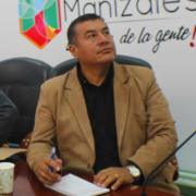 Oficina de prensa del Concejo de Manizales confirma presiones de Víctor Cortés