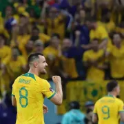 Leckie mete a Australia en octavos; Dinamarca, eliminada