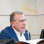 Roy Barreras anuncia que renunciará al Senado
