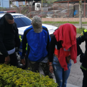 Los capturaron con siete computadoras de carros robadas en Riosucio