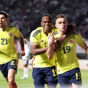 Santos Borré firmó de chilena el 2-1 de Colombia ante Japón