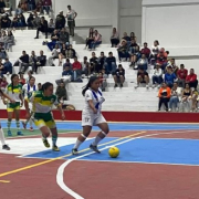 El microfútbol femenino reinauguró el coliseo de Neira (Caldas)