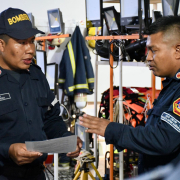Bomberos indígenas de Riosucio (Caldas), con acreditación internacional