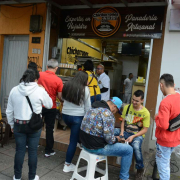 Chicharrones aquí y allá en Manizales