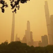 Nueva York, con postales apocalípticas por contaminación causada por incendios en Canadá