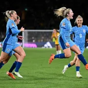 Inglaterra elimina a Australia y pasa a la final del Mundial Femenino