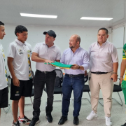 Reciben la bandera de Caldas para el Nacional de Microfútbol de Filadelfia