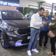 Acérquese a la Autoferia y acceda a su bono para comprar carro o moto