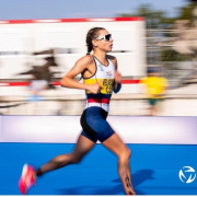 La colombiana María Carolina Velásquez fue sexta en la Copa Mundo de Triatlón en España