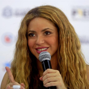 Acusan nuevamente a Shakira de fraude fiscal en España 