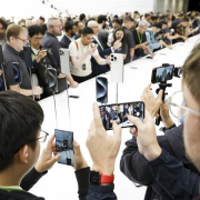 Apple lanza su primer iPhone con un puerto USB-C