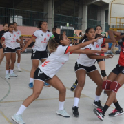 La agenda deportiva llega con fútbol, balonmano, ciclismo y F1
