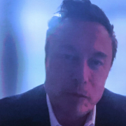 Musk pide a la CE que detalle las "violaciones" de las que acusa a su red social X