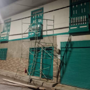 Chocaron contra unos andamios en zona urbana de Pácora (Caldas): dos lesionados