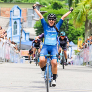 Corredora de Supergiros es la primera líder del Tour Femenino