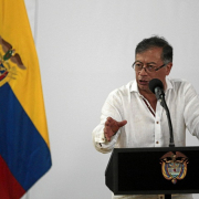 Petro dice que por "hacer trizas" el acuerdo de paz subieron las masacres en Colombia