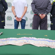 Capturan en flagrancia a dos ladrones en una vivienda en el barrio La Sultana de Manizales