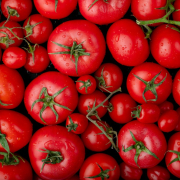 Precios de verduras y granos contrarrestan subida de frutas en la galería de Manizales