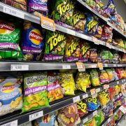 Segundo aumento del impuesto a los alimentos ultraprocesados: comerciantes se pronuncian