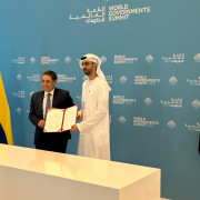 Mintic firma acuerdo con UAE para promover desarrollo de IA y educación digital en el país