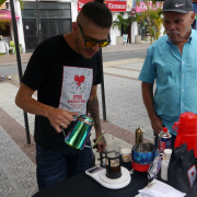 En Chinchiná saborean café de cannabis: el proyecto lo creó un estudiante