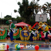 Danzaron bajo la lluvia en la celebración del Día de la Danza en Chinchiná (Caldas)