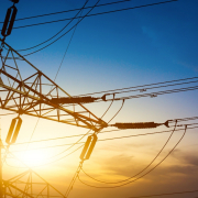 CREG anuncia cobro adicional para quienes derrochen en su consumo de energía eléctrica