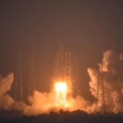 Despega la sonda china Chang’e 6 para recoger muestras de la cara oculta de la Luna