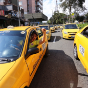Taxistas volvieron a protestar por los incumplimientos del Gobierno: calma en Manizales