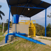 Con tecnología modernizan las facturas de agua en vereda de Chinchiná (Caldas)