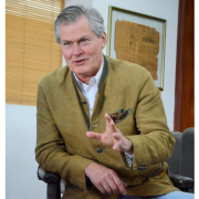 “Podemos recuperar y regenerar la biodiversidad”: el emprendedor belga Gunter Pauli