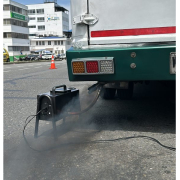 Unidad Móvil Ambiental de Corpocaldas: control a buses chimenea en Manizales