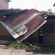 13 viviendas averiadas y 24 personas afectadas por vendaval en Samaná (Caldas)