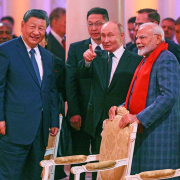 Putin intenta romper su aislamiento  por la guerra con la cumbre de los BRICS