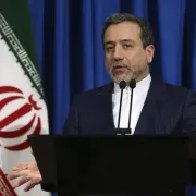 Irán insiste en que quiere la paz pero advierte de que está "preparado para la guerra"