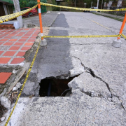 Hueco roba la tranquilidad en zona del barrio Chipre de Manizales