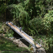 En Maltería la comunidad hizo convite para construir puente en el sector de Sabinas