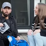 Esta es la canción con la que el rapero Eminem anuncia que va a ser abuelo