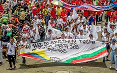 Las iglesias cristianas de Colombia convocan para hoy en varias ciudades del país a una marcha en favor de la paz. La invitación es para todos los que crean en Jesús, independiente de la religión que profesen. En Manizales saldrá de El Triángulo a la 1:00 p.m. hasta llegar al parque Ernesto Gutiérrez, donde habrá una concentración. Invitan a asistir con camiseta blanca, llevar la bandera nacional y pancartas alusivas a Jesús. Las iglesias cristianas de Colombia convocan para hoy en varias ciudades del país a una marcha en favor de la paz. La invitación es para todos los que crean en Jesús, independiente de la religión que profesen. En Manizales saldrá de El Triángulo a la 1:00 p.m. hasta llegar al parque Ernesto Gutiérrez, donde habrá una concentración. Invitan a asistir con camiseta blanca, llevar la bandera nacional y pancartas alusivas a Jesús.