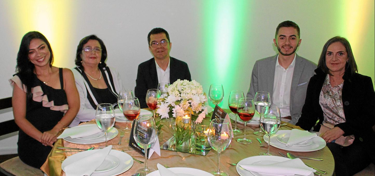 Ana Milena Loaiza, María Isabel Gallego, José Loaiza, Andrés Sánchez y Luz Alba Muñoz.