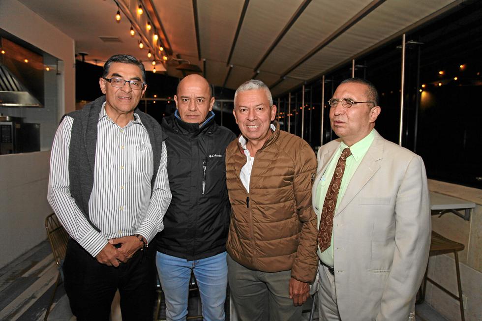 Gabriel Fernando Cárdenas, Osvaldo Hernández, Fabio H. Morales y Luciano Pineda. Gabriel Fernando Cárdenas, Osvaldo Hernández, Fabio H. Morales y Luciano Pineda.