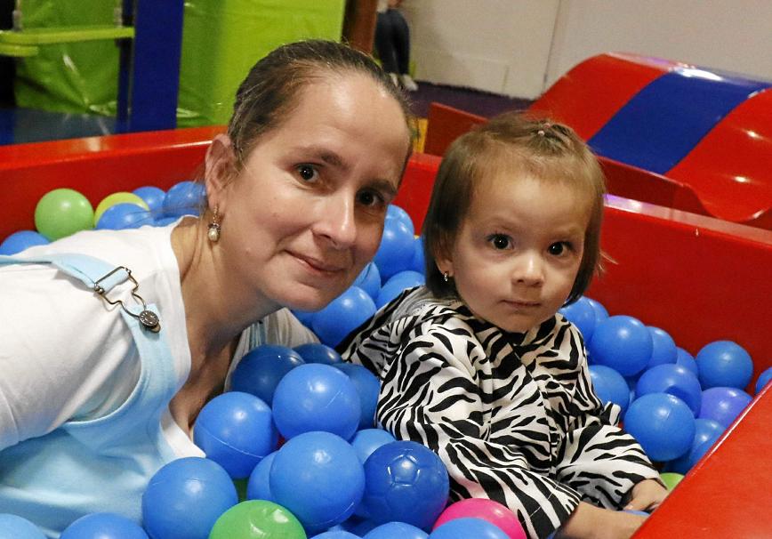 Fotos | Archivo | LA PATRIA Elizabeth Restrepo Rojas y Antonia Gutiérrez Restrepo.