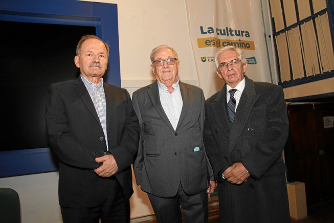 Roy Estrada Chavarriaga, Gonzalo Duque Escobar y José Germán Hoyos. Roy Estrada Chavarriaga, Gonzalo Duque Escobar y José Germán Hoyos.