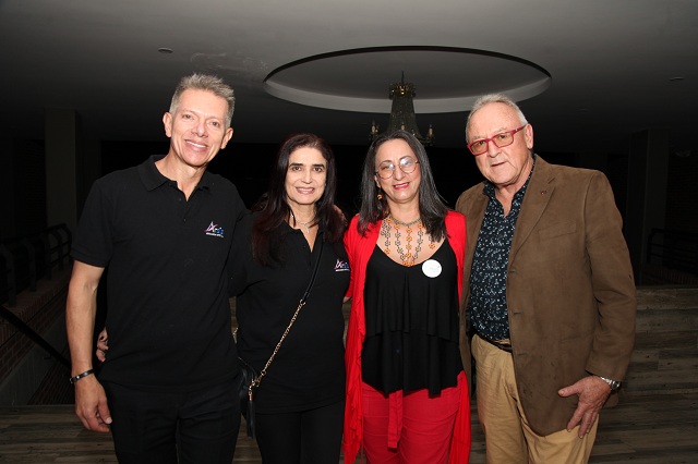 Fabián García, Liliana Tirado, María del Pilar Soto y Daniel Eduardo Sarasti. Fabián García, Liliana Tirado, María del Pilar Soto y Daniel Eduardo Sarasti.